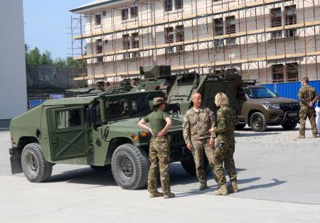 Seznanitev vojaških obveznikov s pravicami in dolžnostmi vojašnica Postojna 15 Foto Ljubo Vukelič